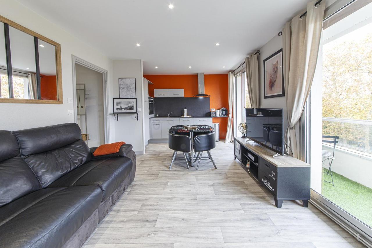 Chic Appartement Vue Sur Parc Au Calme Angers Esterno foto
