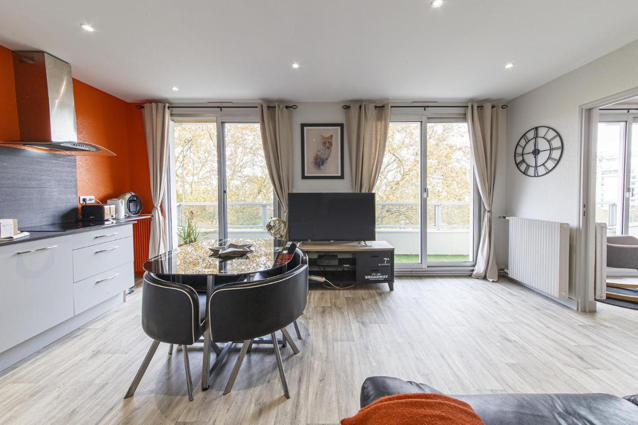 Chic Appartement Vue Sur Parc Au Calme Angers Esterno foto